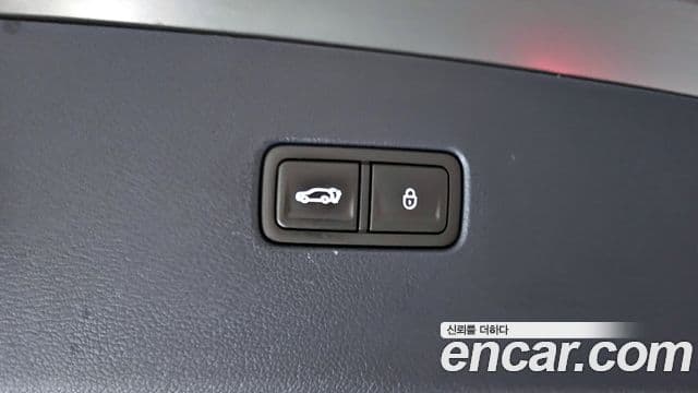 Genesis GV80 Coupe 2023 — ფოტო 18/20