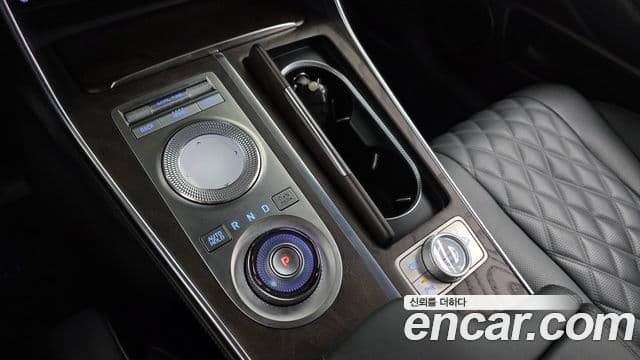 Genesis GV80 2022 — Şəkil 9/20