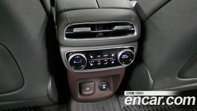 Genesis GV80 2022 — Şəkil 18/20