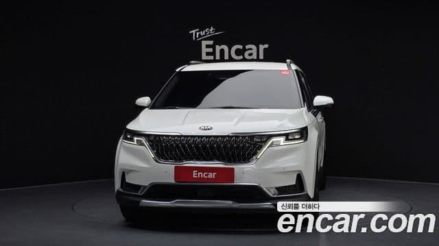 Kia Carnival 2020 — ფოტო 3/20