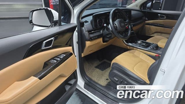 Kia Carnival 2020 — ფოტო 11/20