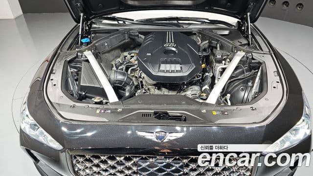 Genesis G70 2018 — ფოტო 7/20