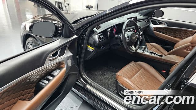 Genesis G70 2018 — ფოტო 11/20