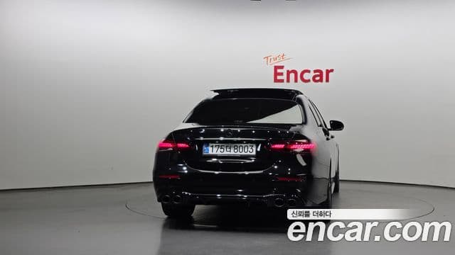 Mercedes-Benz E-Class 2023 — Şəkil 4/20