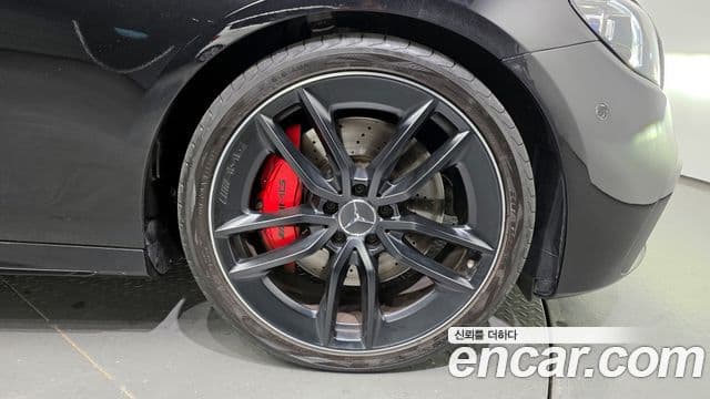 Mercedes-Benz E-Class 2023 — фото 5 из 20