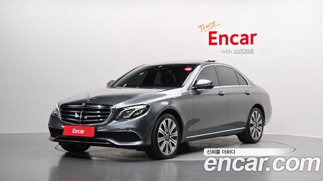 Mercedes-Benz E-Class 2019 — ფოტო 1/20