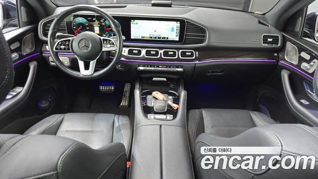 Mercedes-Benz GLE-Class 2022 — ფოტო 7/20
