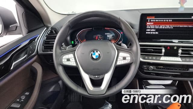 BMW X4 2022 — ფოტო 13/20