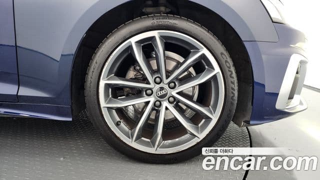Audi A5 2022 — Şəkil 10/20