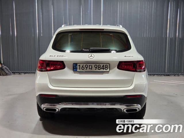 Mercedes-Benz GLC-Class 2021 — ფოტო 3/20