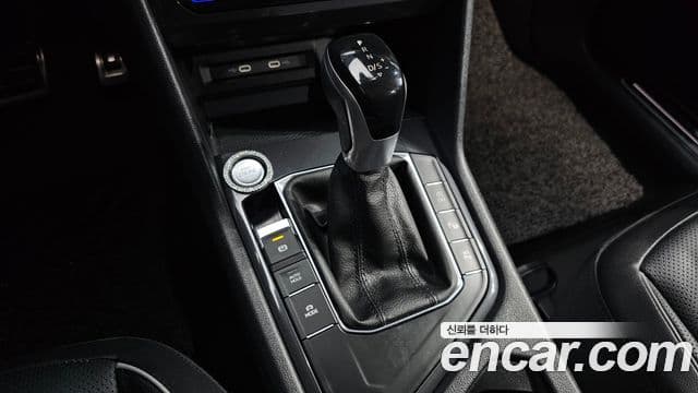 Volkswagen Tiguan Allspace 2022 — ფოტო 9/20