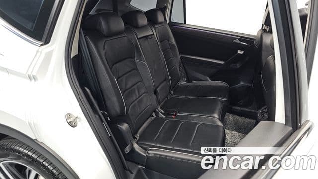 Volkswagen Tiguan Allspace 2022 — ფოტო 12/20