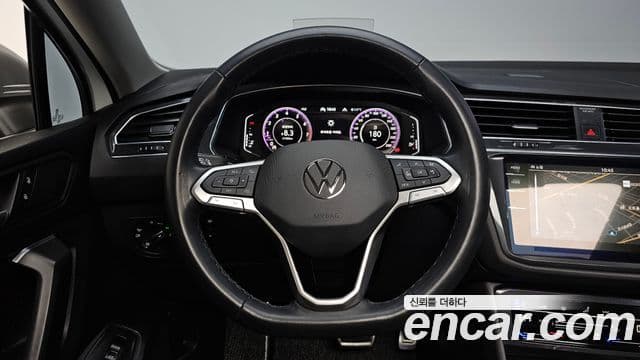 Volkswagen Tiguan Allspace 2022 — ფოტო 13/20