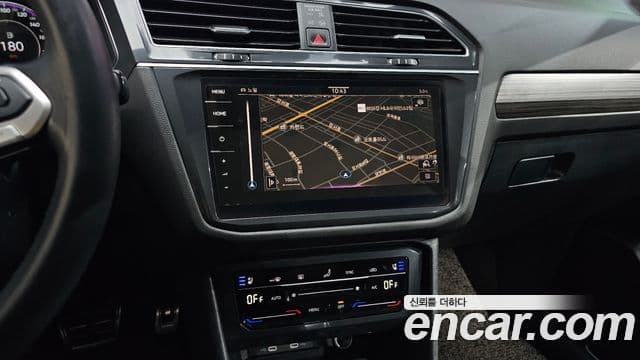 Volkswagen Tiguan Allspace 2022 — ფოტო 14/20