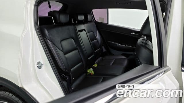 Kia Sportage The Bold 2020 — Şəkil 12/20