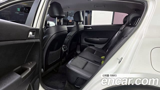 Kia Sportage The Bold 2020 — Şəkil 13/20