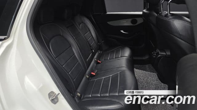 Mercedes-Benz GLC-Class 2018 — ფოტო 12/20