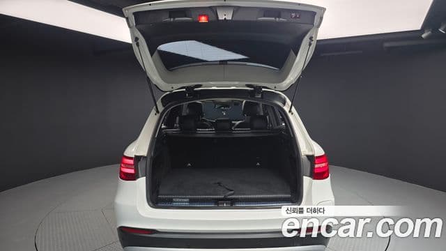 Mercedes-Benz GLC-Class 2018 — ფოტო 7/20
