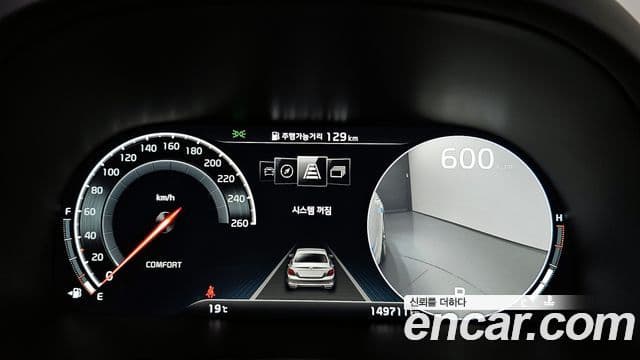 Kia The K9 2018 — ფოტო 8/20