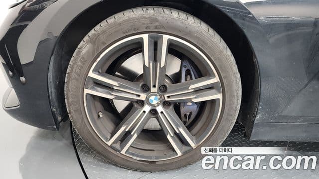 BMW 3 Series 2024 — ფოტო 5/20
