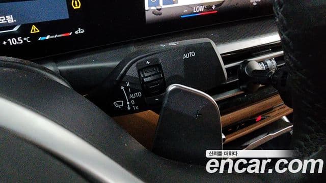 BMW 3 Series 2024 — ფოტო 19/20