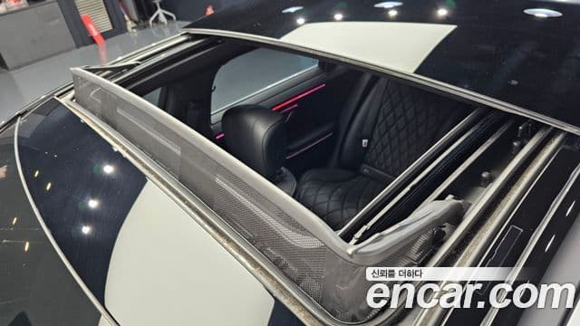 Mercedes-Benz S-Class 2022 — Photo 11/20