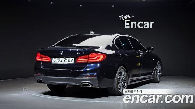 BMW 5 Series 2020 — Şəkil 2/20