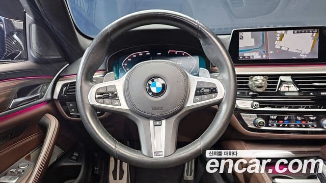 BMW 5 Series 2020 — Şəkil 13/20
