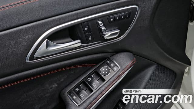 Mercedes-Benz CLA-Class 2018 — Фото 18/20