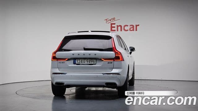 Volvo XC60 2021 — Şəkil 4/20