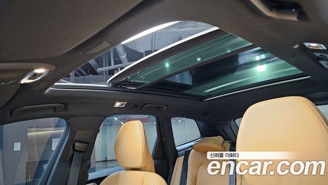 Volvo XC60 2021 — Şəkil 16/20