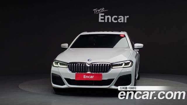 BMW 5 Series 2022 — ფოტო 3/20