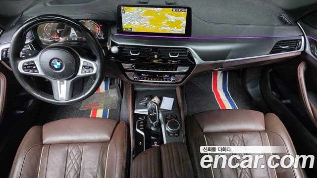 BMW 5 Series 2022 — ფოტო 7/20
