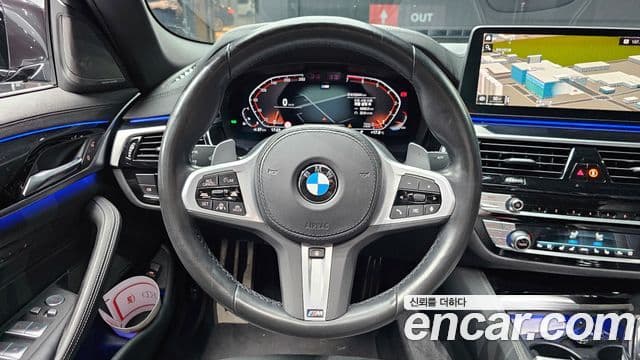 BMW 5 Series 2022 — Şəkil 13/20