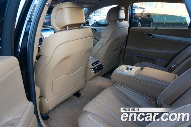 Genesis Electrified G80 2025 — ფოტო 15/20