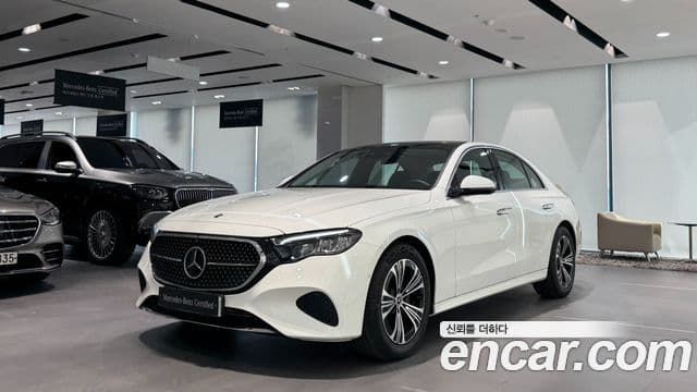 Mercedes-Benz E-Class 2025 — ფოტო 10/20
