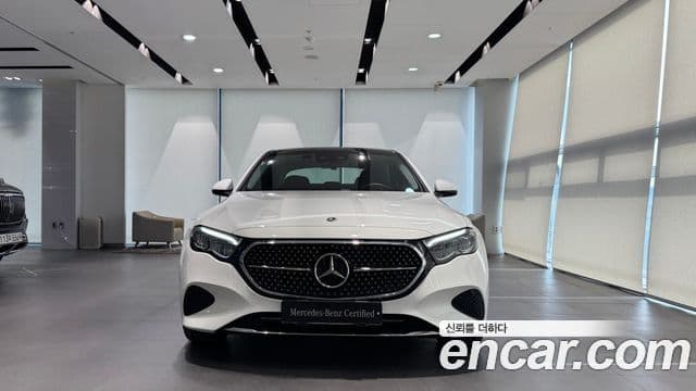 Mercedes-Benz E-Class 2025 — ფოტო 2/20