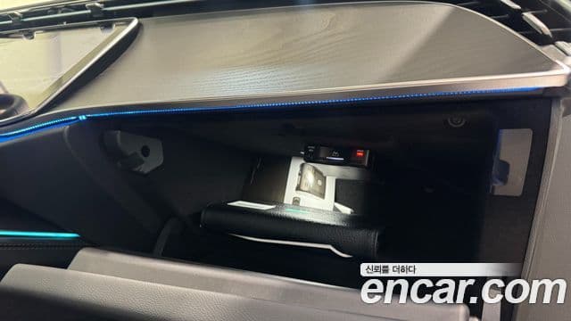 Mercedes-Benz E-Class 2025 — ფოტო 17/20