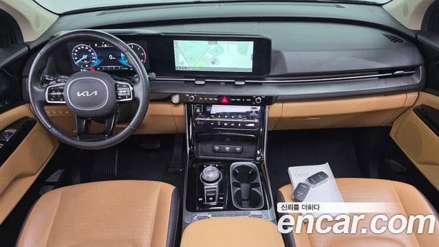 Kia Carnival 2021 — ფოტო 7/20