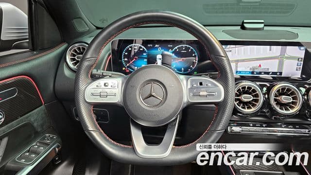Mercedes-Benz GLB-Class 2020 — Şəkil 13/20