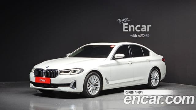 BMW 5 Series 2020 — Şəkil 8/20