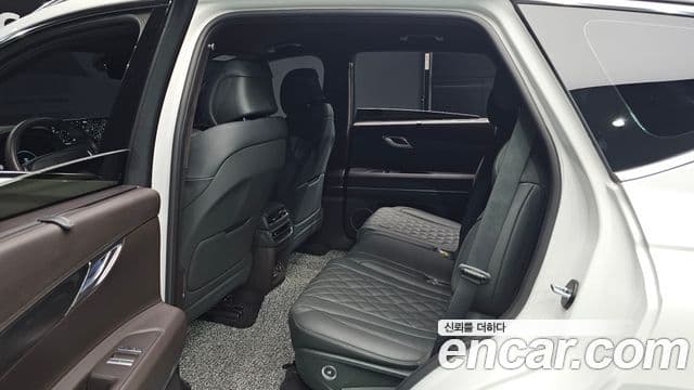 Genesis GV80 2022 — ფოტო 12/20