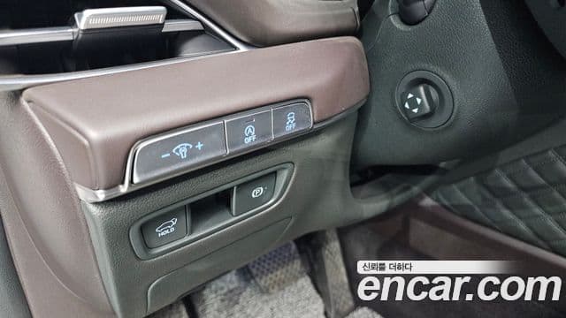 Genesis GV80 2022 — ფოტო 19/20