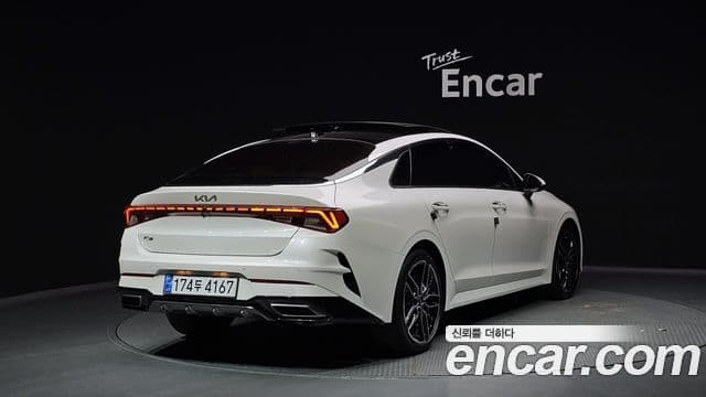 Kia K5 2022 — Şəkil 2/20
