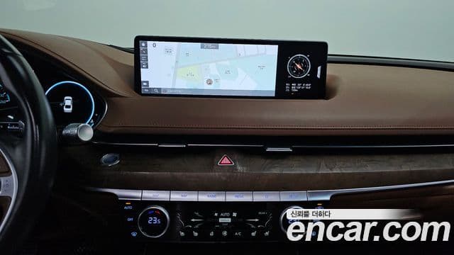 Genesis G80 2020 — Photo 18/20