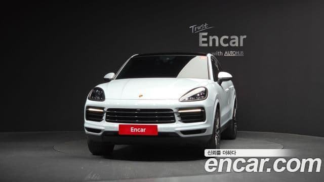 Porsche Cayenne 2020 — Фото 2/20