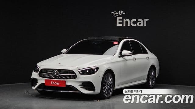 Mercedes-Benz E-Class 2022 — ფოტო 9/20