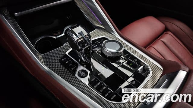 BMW X6 2021 — Photo 19/20