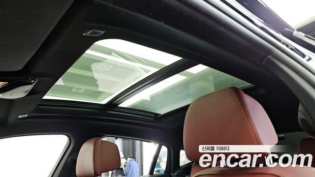 BMW X6 2021 — Photo 8/20