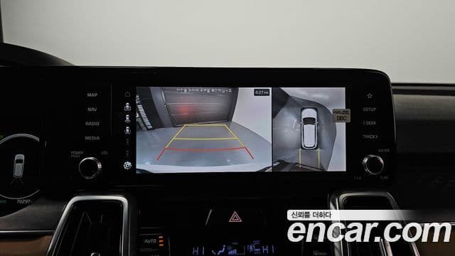 Kia Sorento 2021 — Фото 17/20